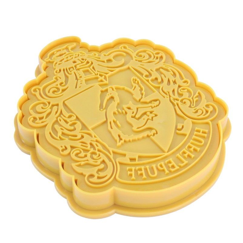 Alternative view of Cortante Slytherin Crest Harry Potter