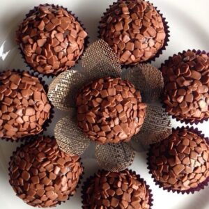 Alternative view of Escamas Chocolate de Leite